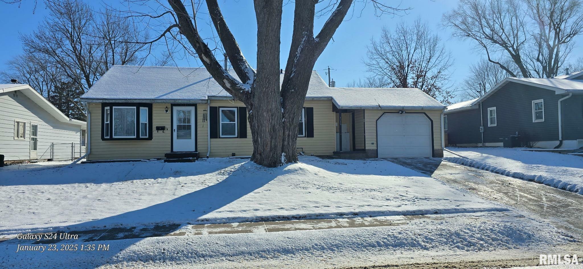 Property Photo:  1215 8th Avenue North  IA 52732 