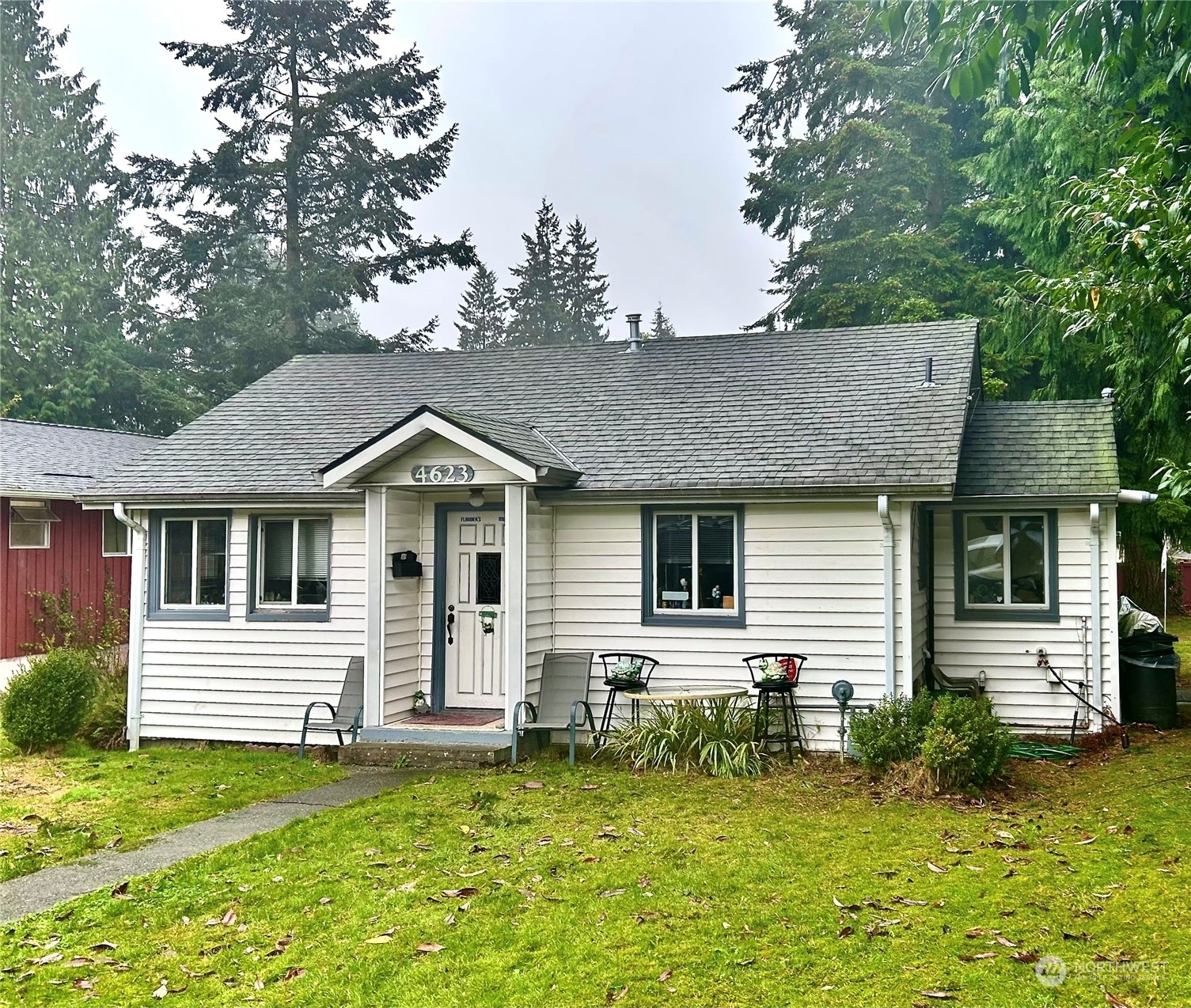 Property Photo:  4623  Fowler Avenue SE  WA 98203 