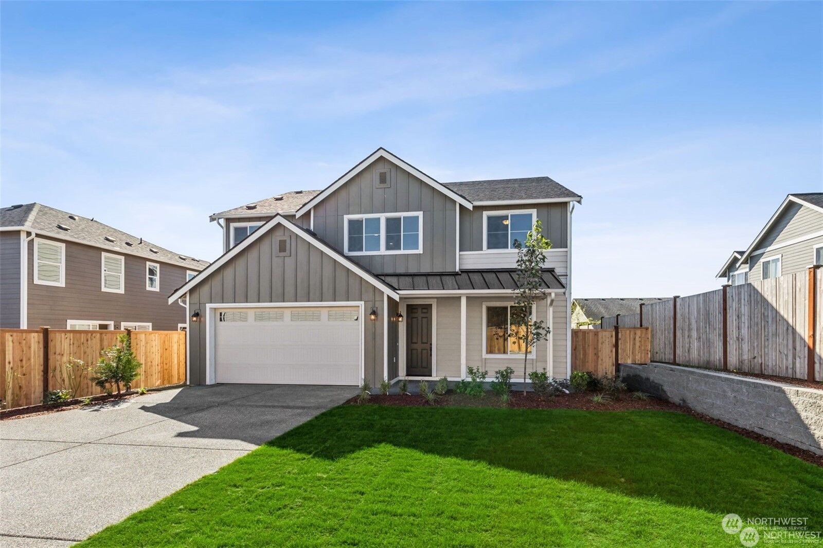 Property Photo:  2401  Barn Door Court 38  WA 98248 