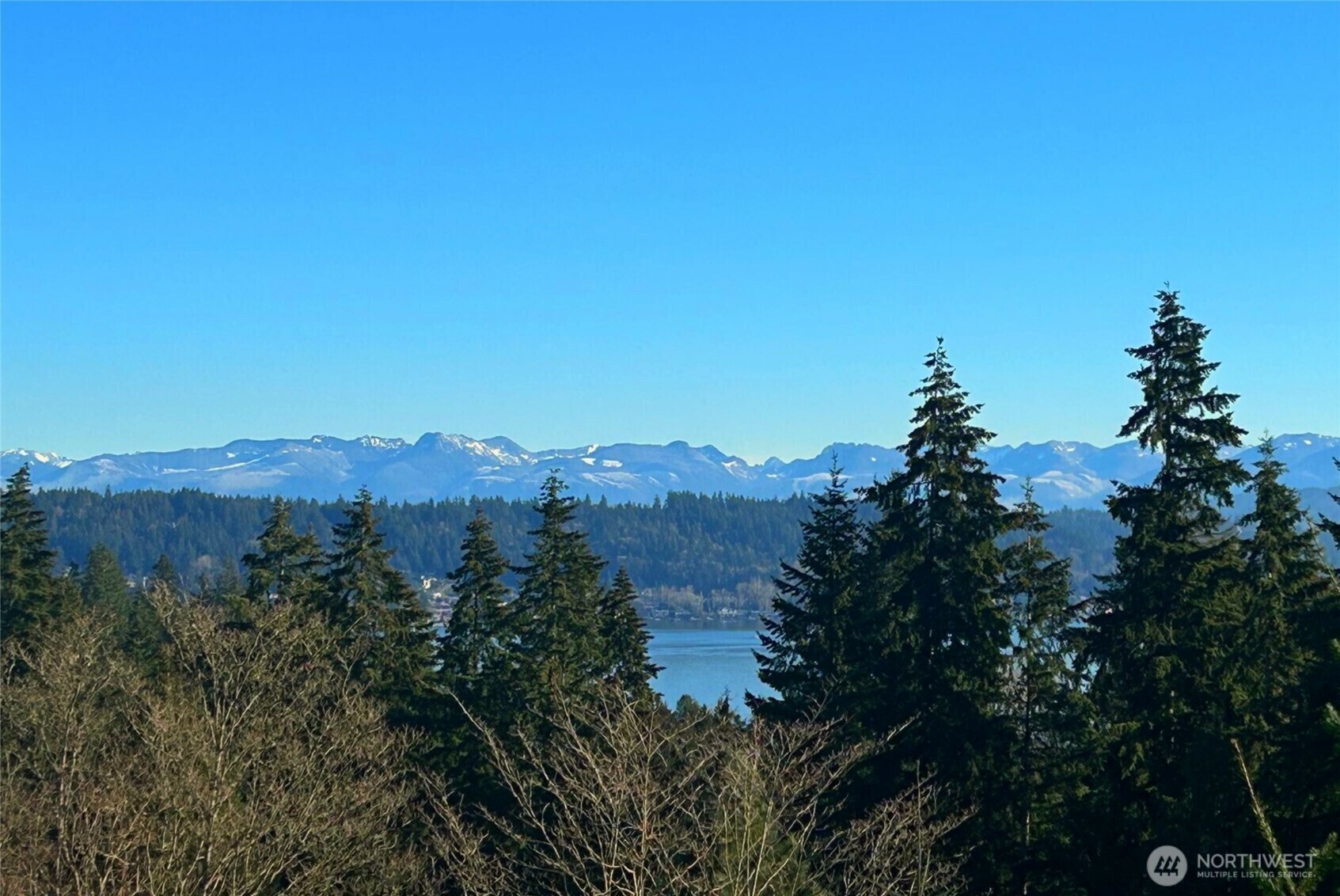 Property Photo: 3424 161st Court SE 43 WA 98008