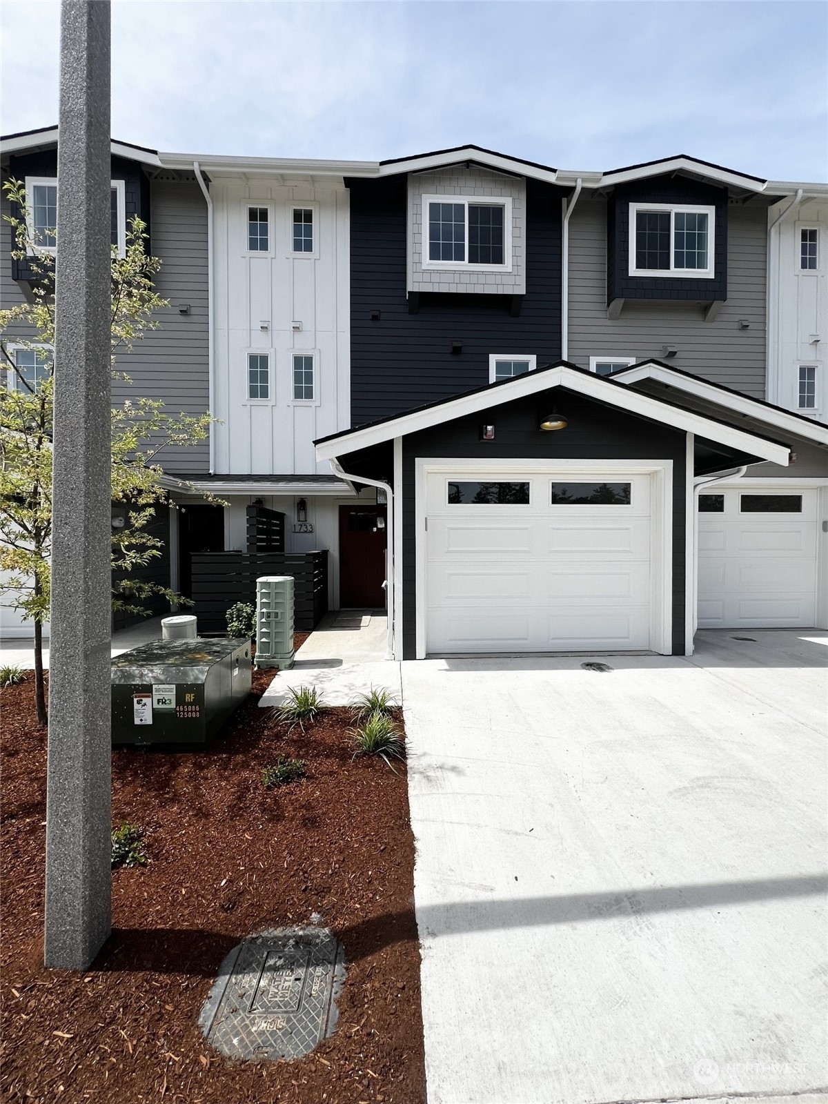 Property Photo:  1733  Sunup Loop  WA 98226 