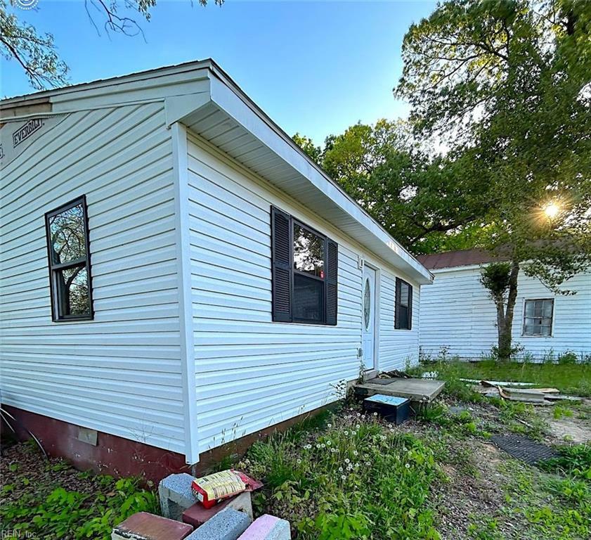 Property Photo:  15105 First Street Street  VA 23840 