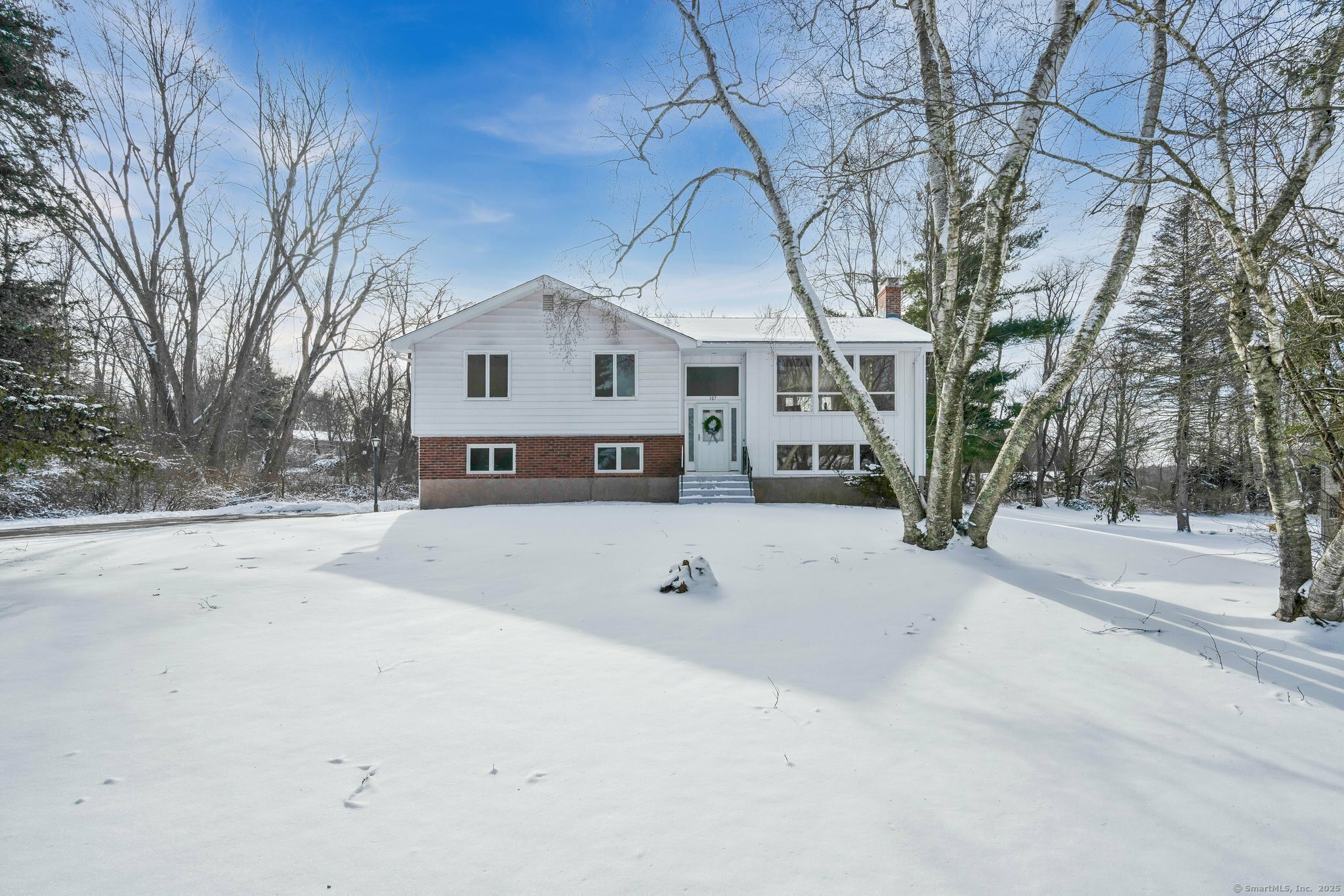 Property Photo:  107 Tumble Brook Drive  CT 06066 