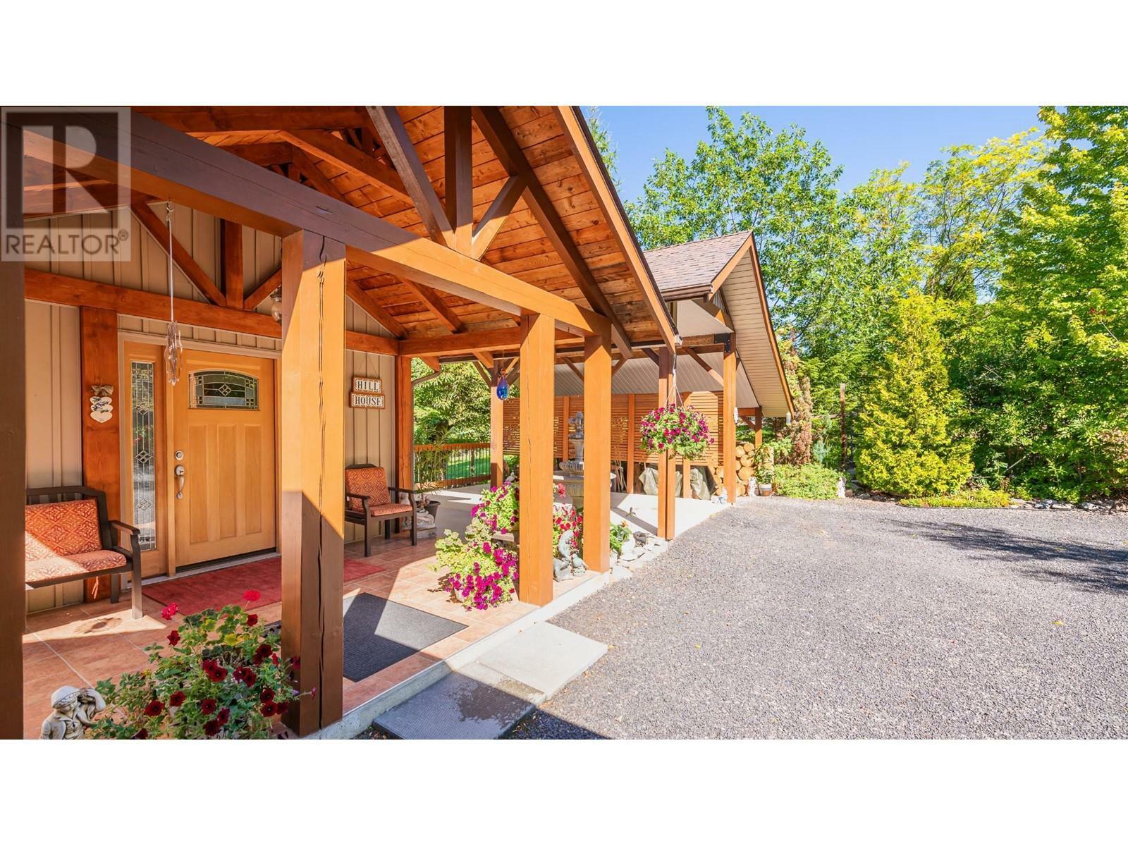 Property Photo: 4365 Highway 3A Highway BC V0B 1N1