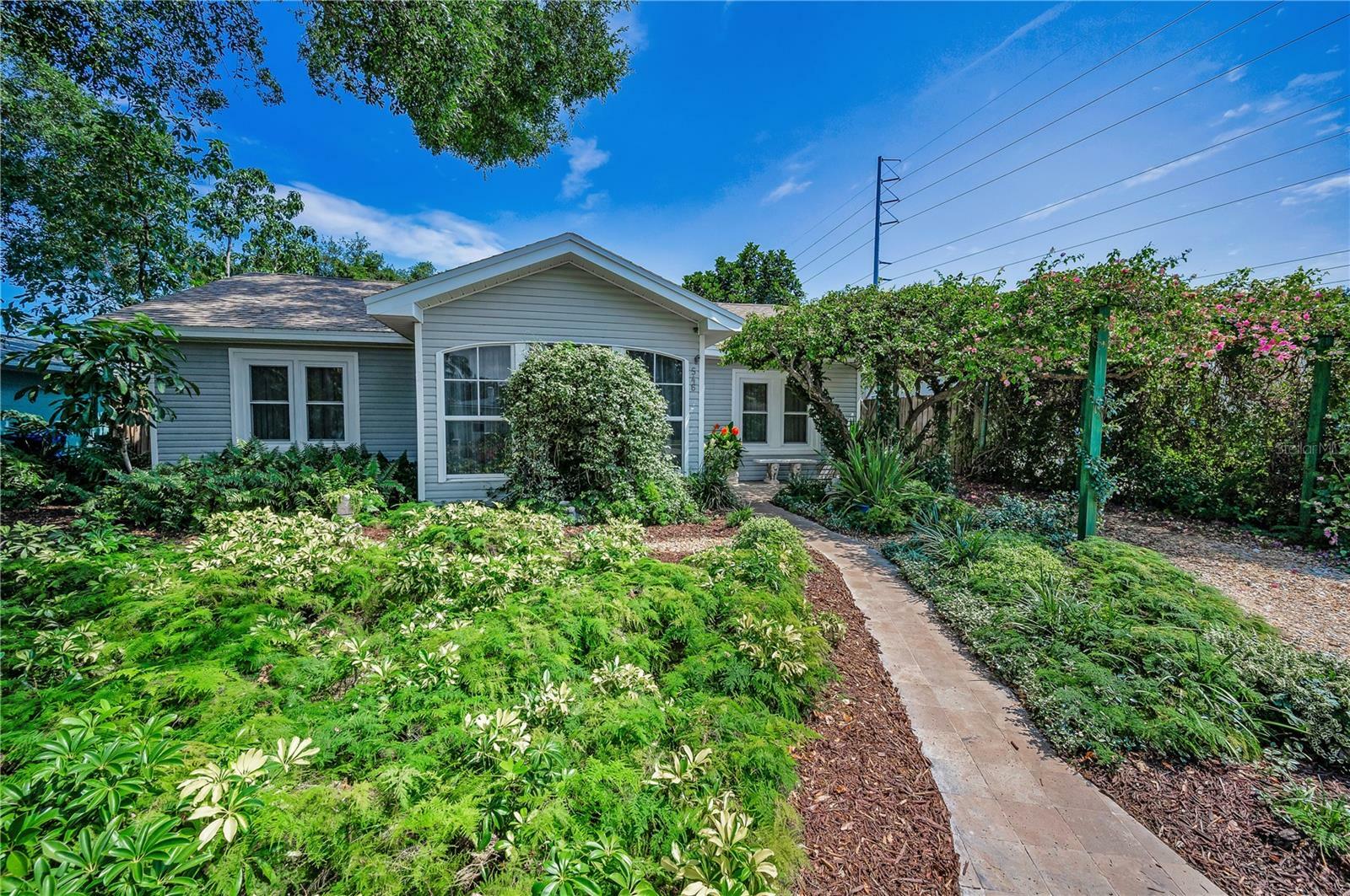 Property Photo: 546 Orangewood Drive FL 34698
