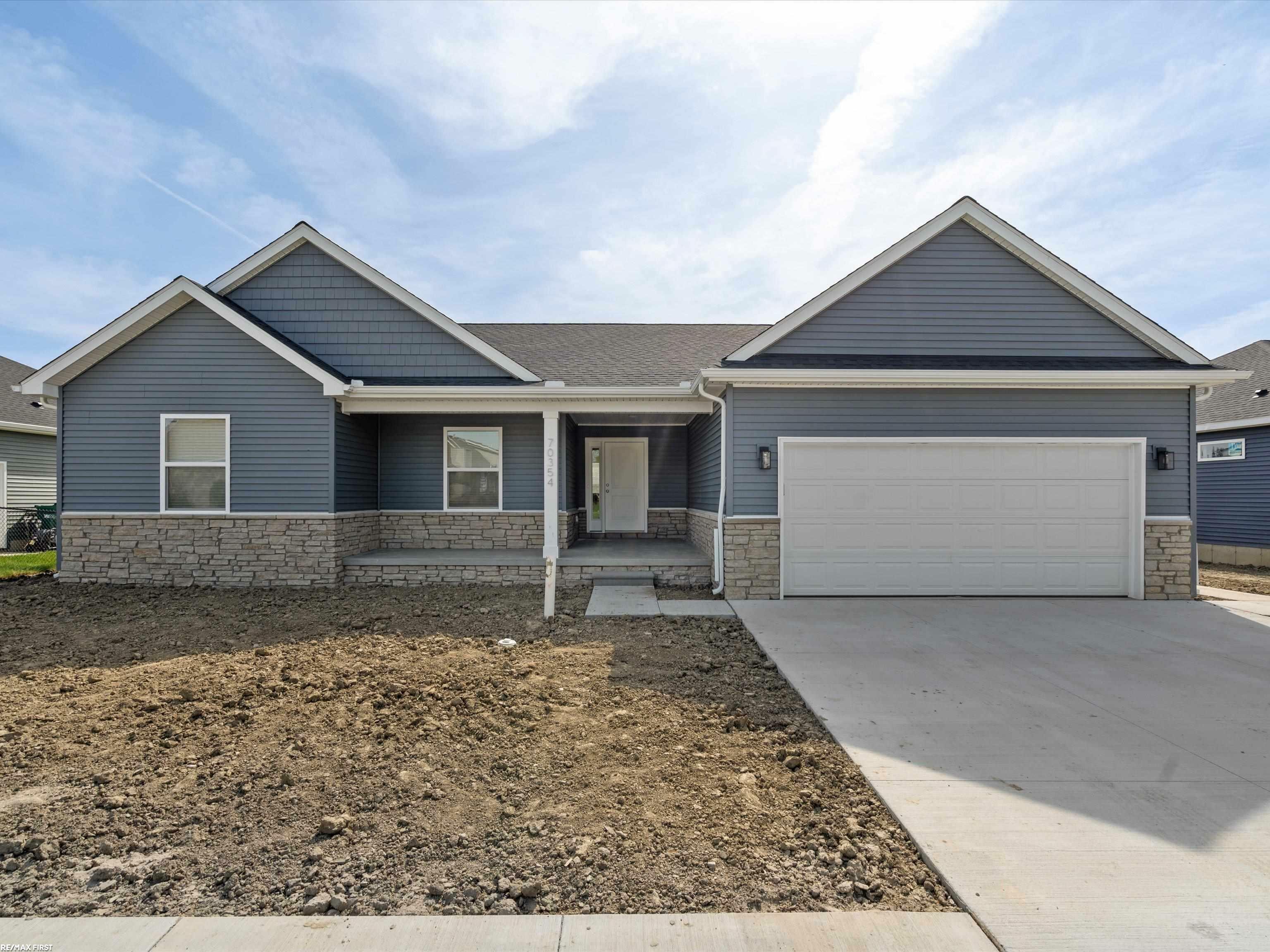 70794 Sunny Brook Lane Unit 7  Richmond MI 48062 photo