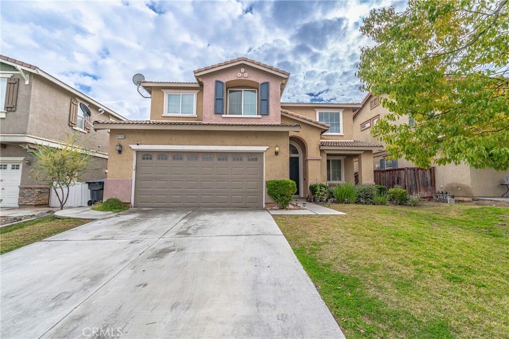 Property Photo: 40106 Jonah Way CA 92563
