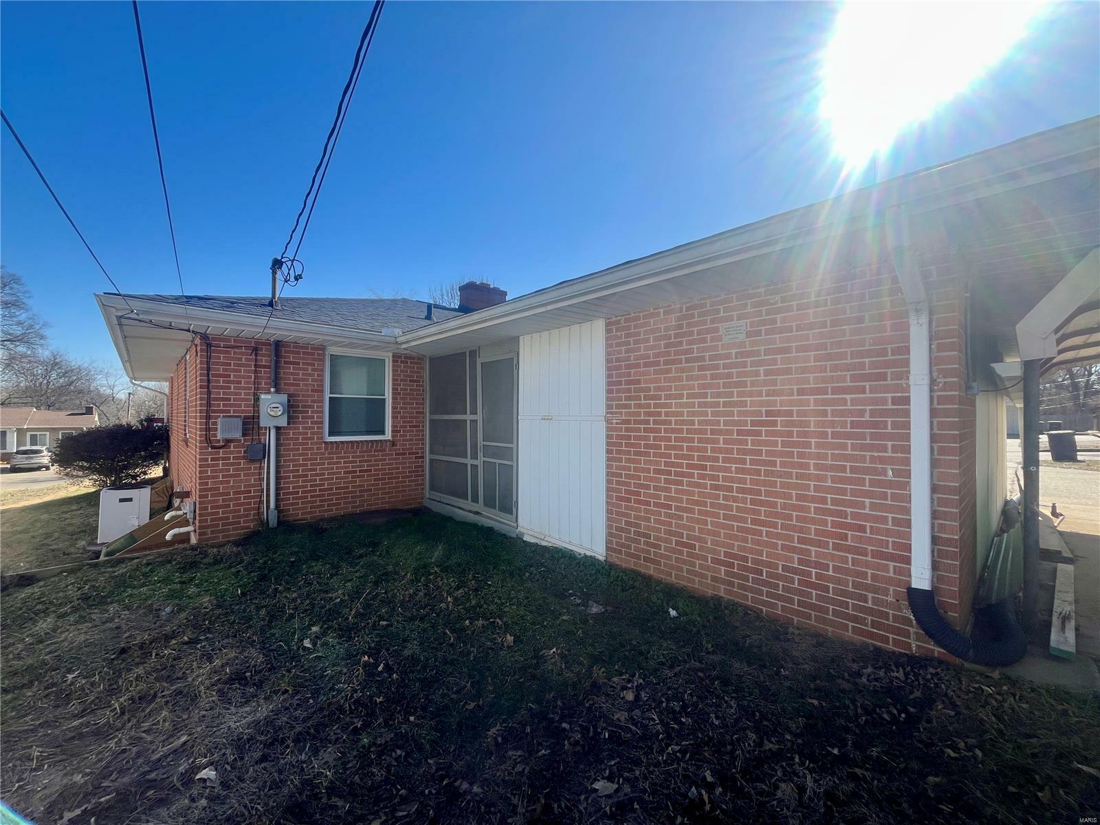 Property Photo:  412 Green Acres Street  MO 63701 