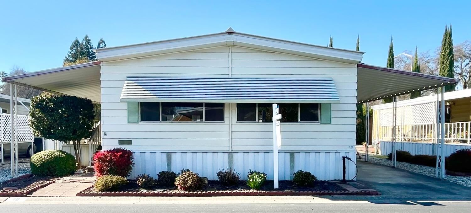 Property Photo:  10 Rimma Way  CA 95661 