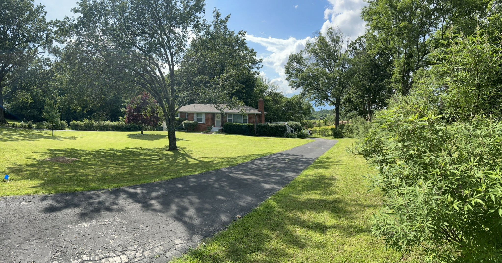 Property Photo:  215 Forest Retreat Rd  TN 37075 