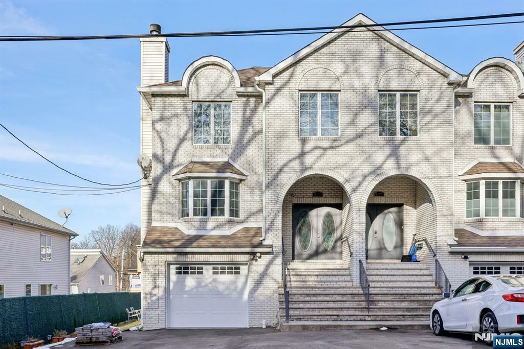 Property Photo:  455 Grandview Avenue  NJ 07631 