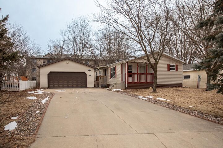 1514 19th Avenue SE  Rochester MN 55904 photo