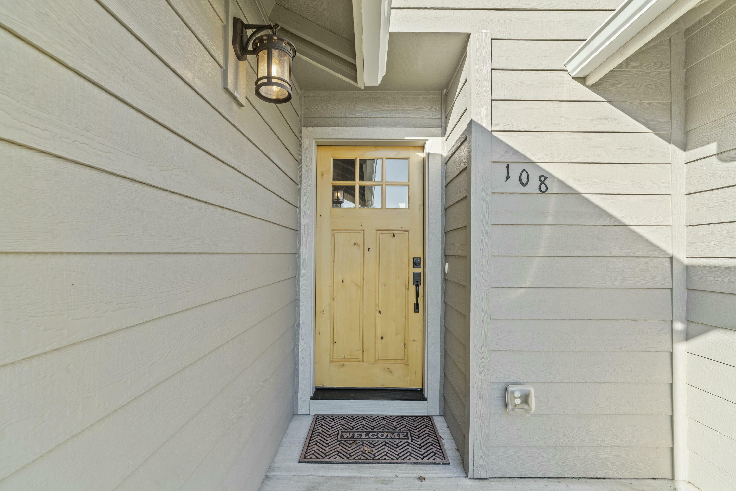 Property Photo: 108 SW Little Meadow Lane OR 97527
