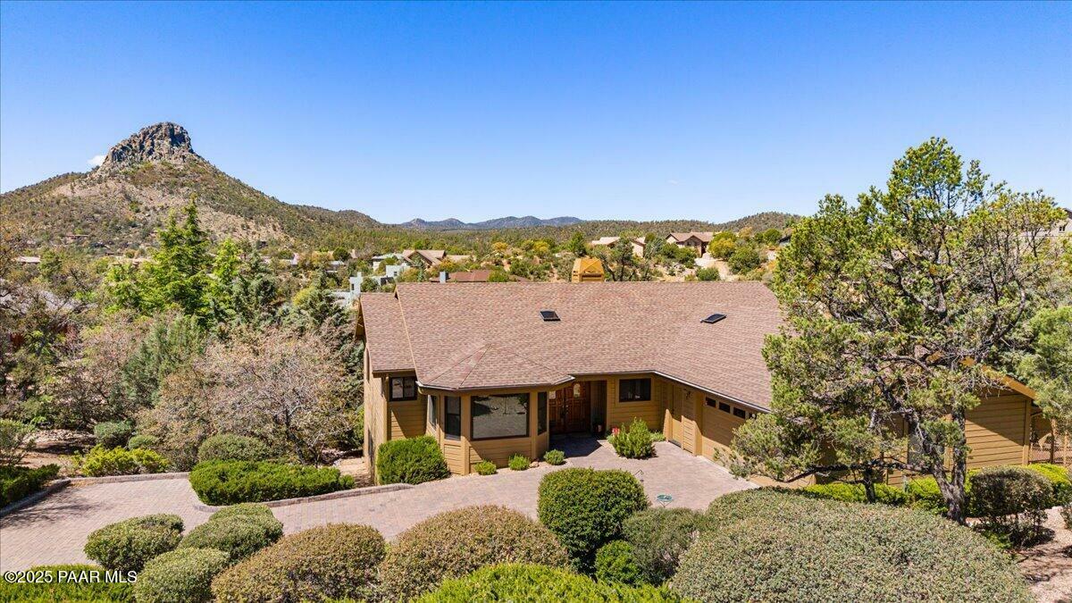 Property Photo: 1372 Natures Way AZ 86305
