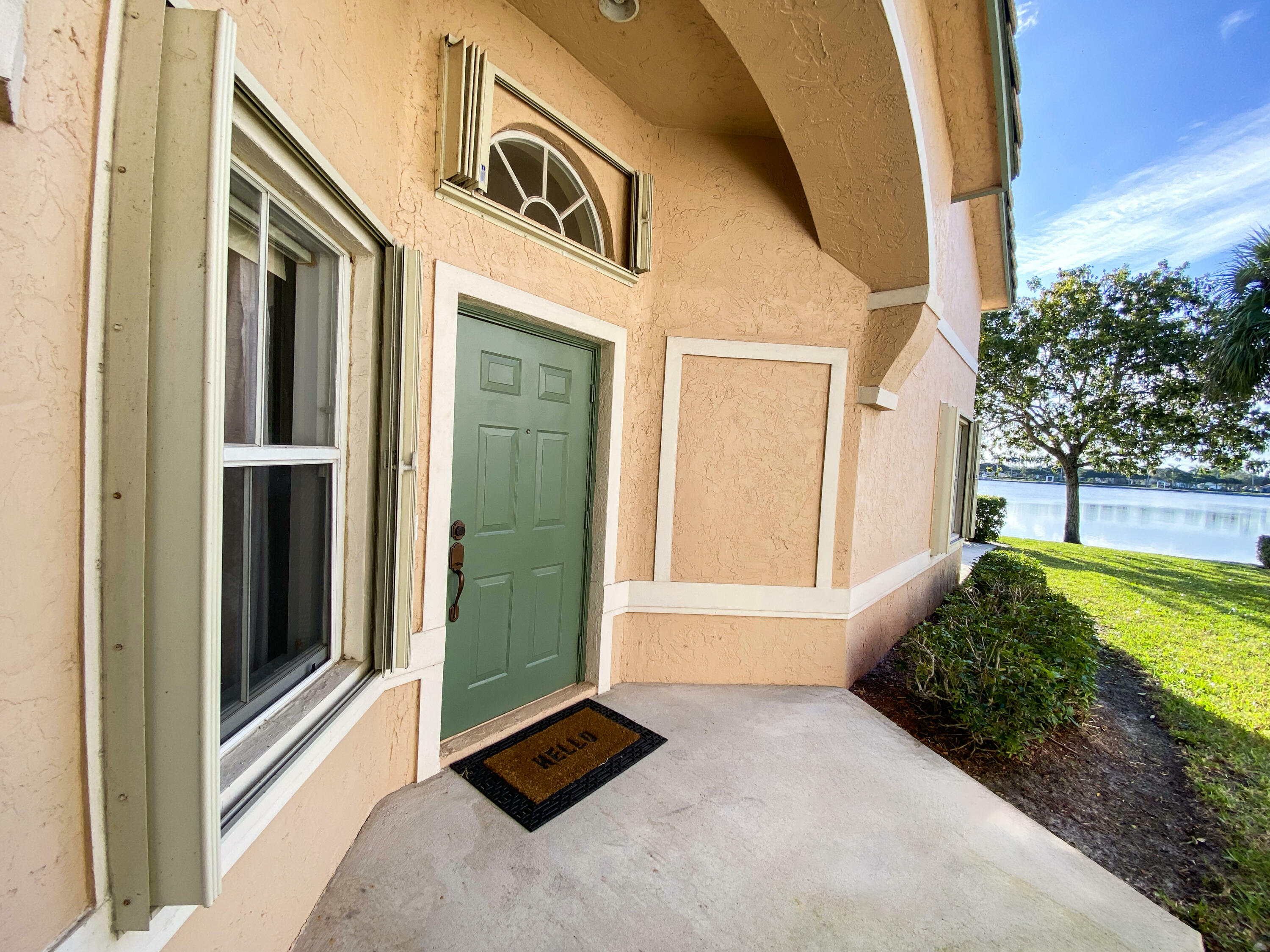 Property Photo:  10586 Pelican Drive  FL 33414 