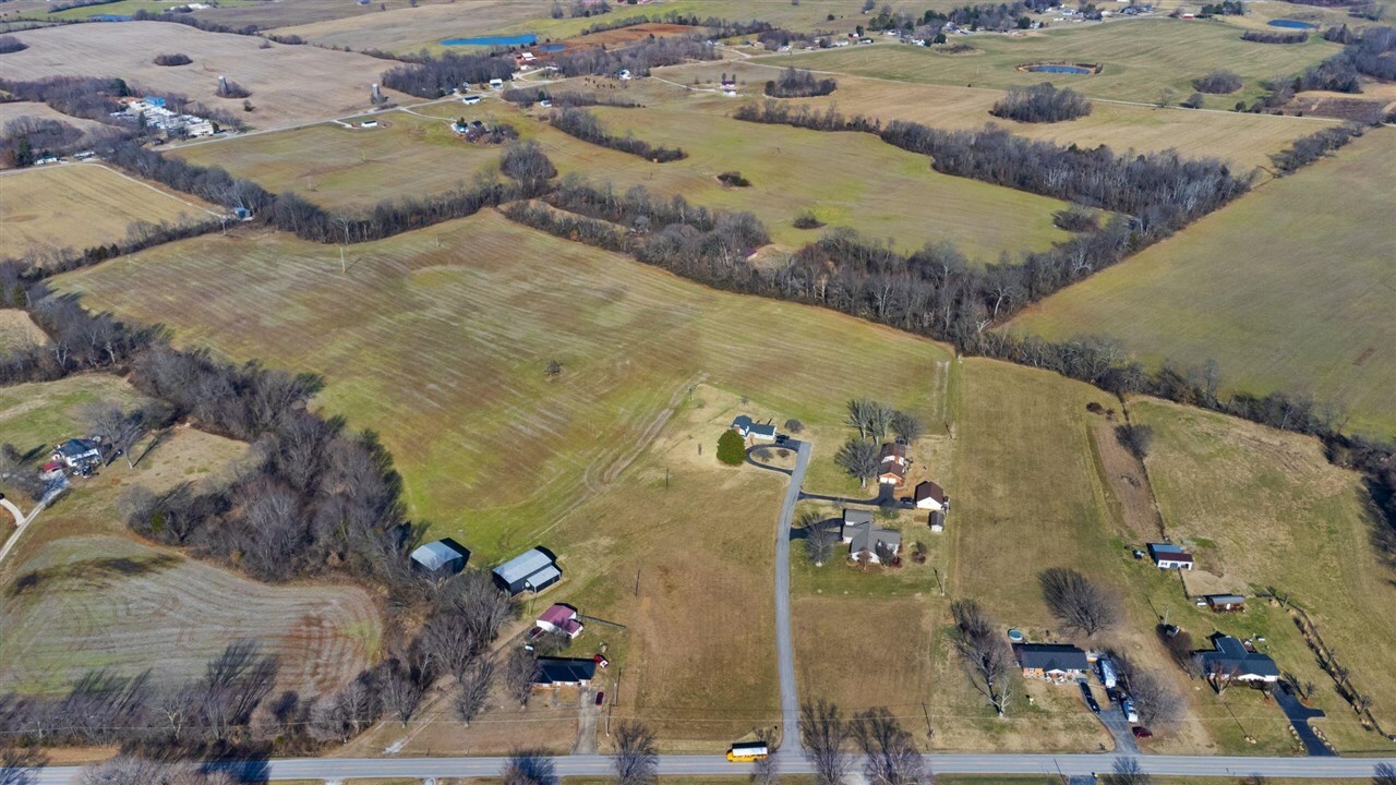 38 Ac Highway 70  Cave City KY 42127 photo