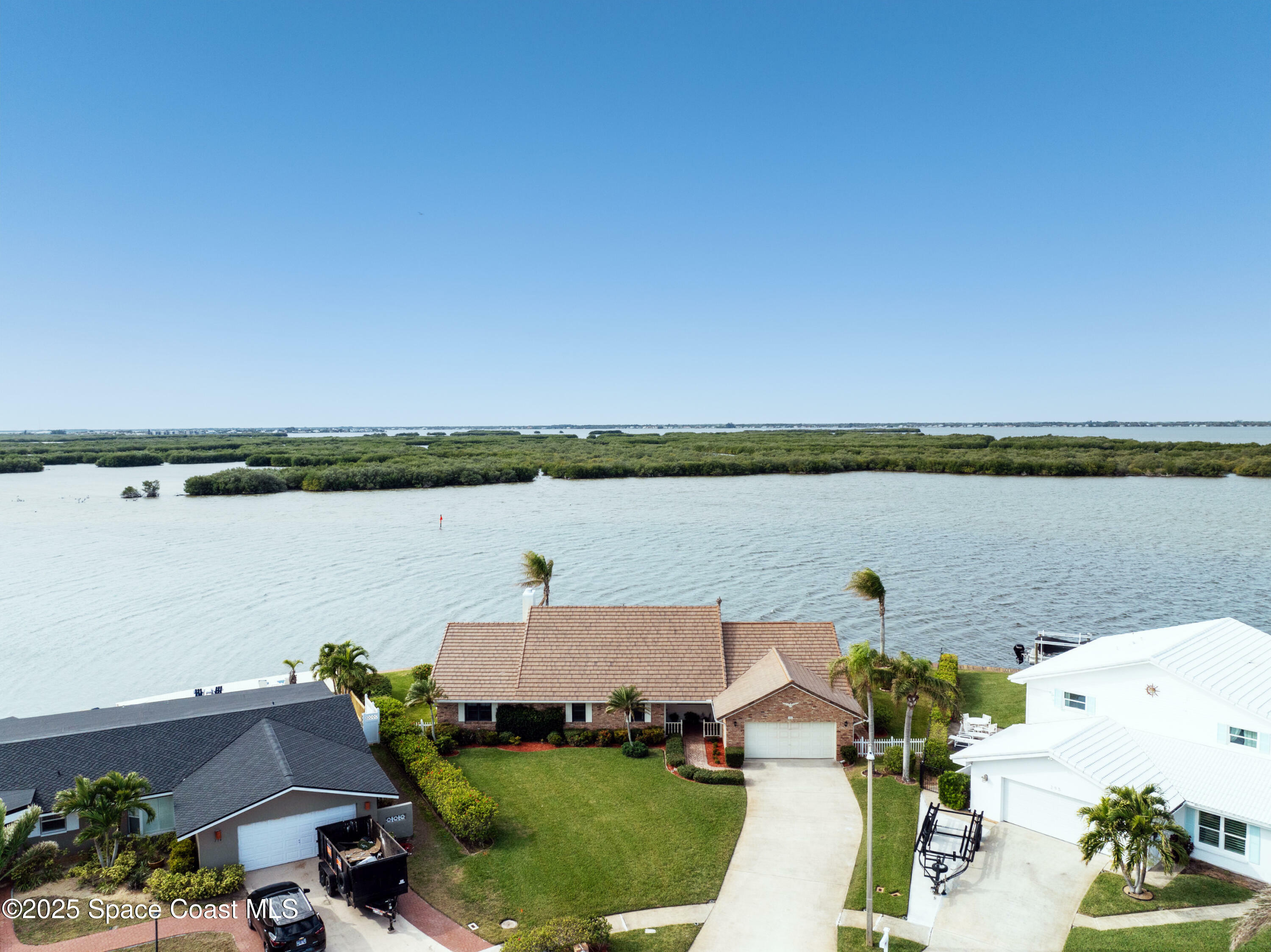 Property Photo:  284 Andros Avenue  FL 32931 