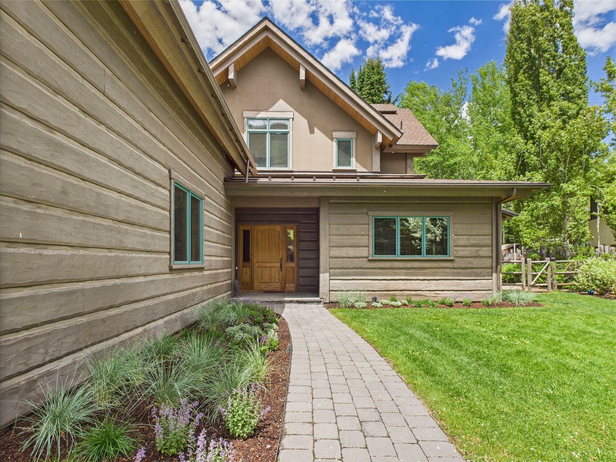 Property Photo: 131 Irene St ID 83340