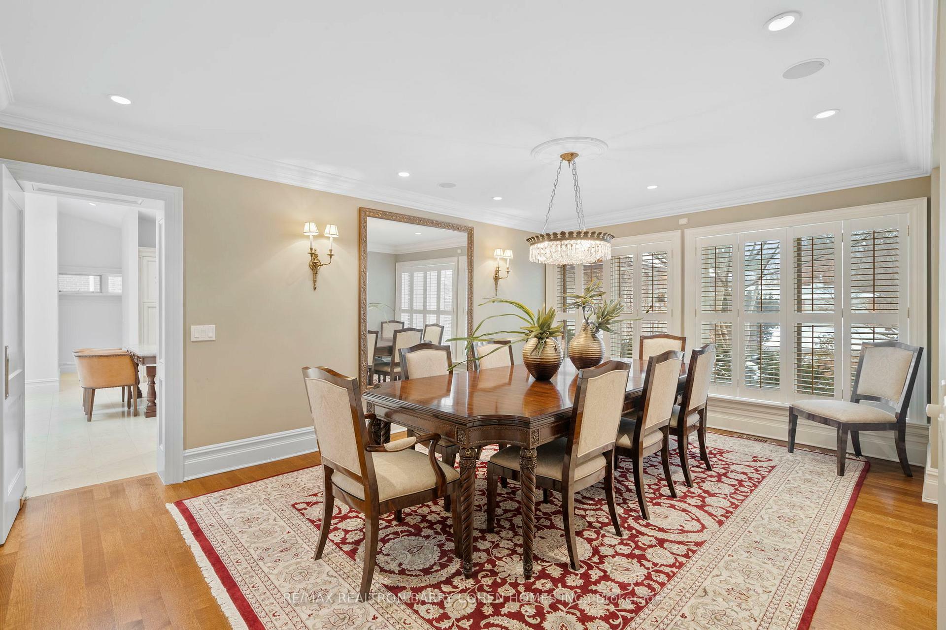 Property Photo: 7 Valleyanna Drive ON M4N 1J7