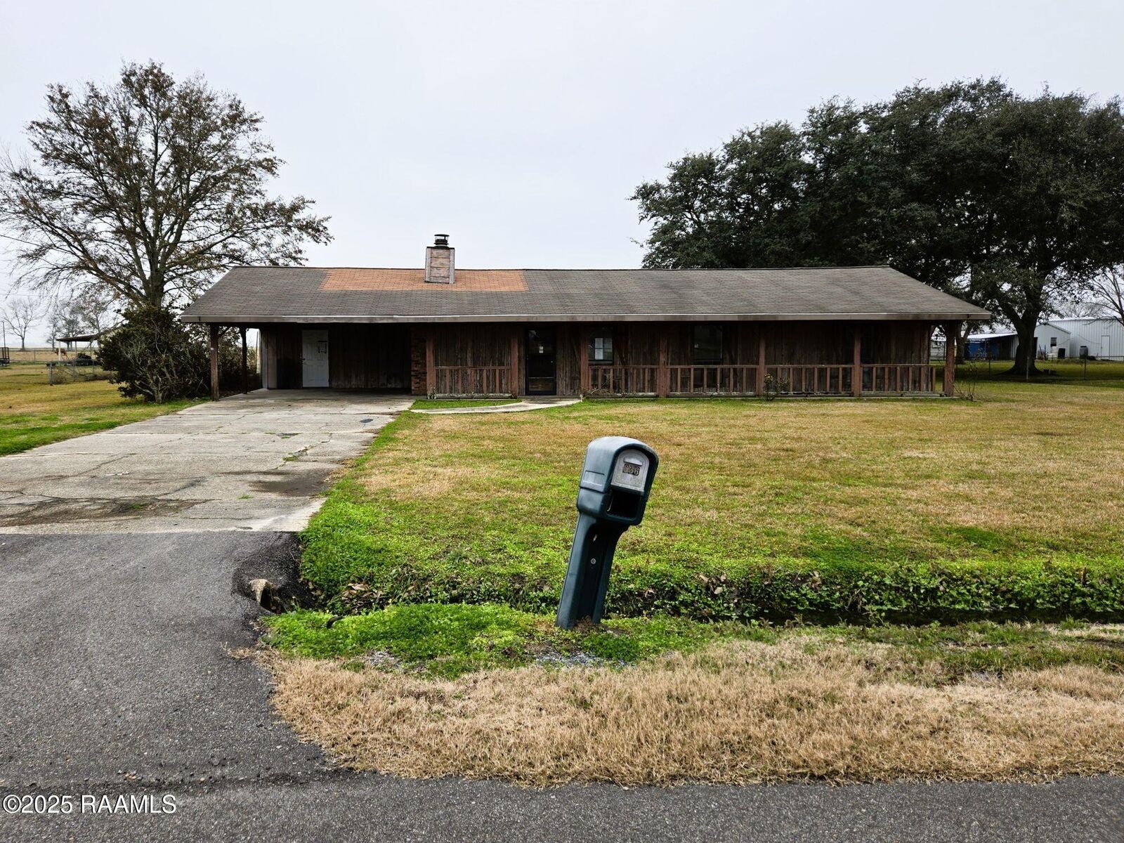 Property Photo:  636 Cheramie Road  LA 70577 
