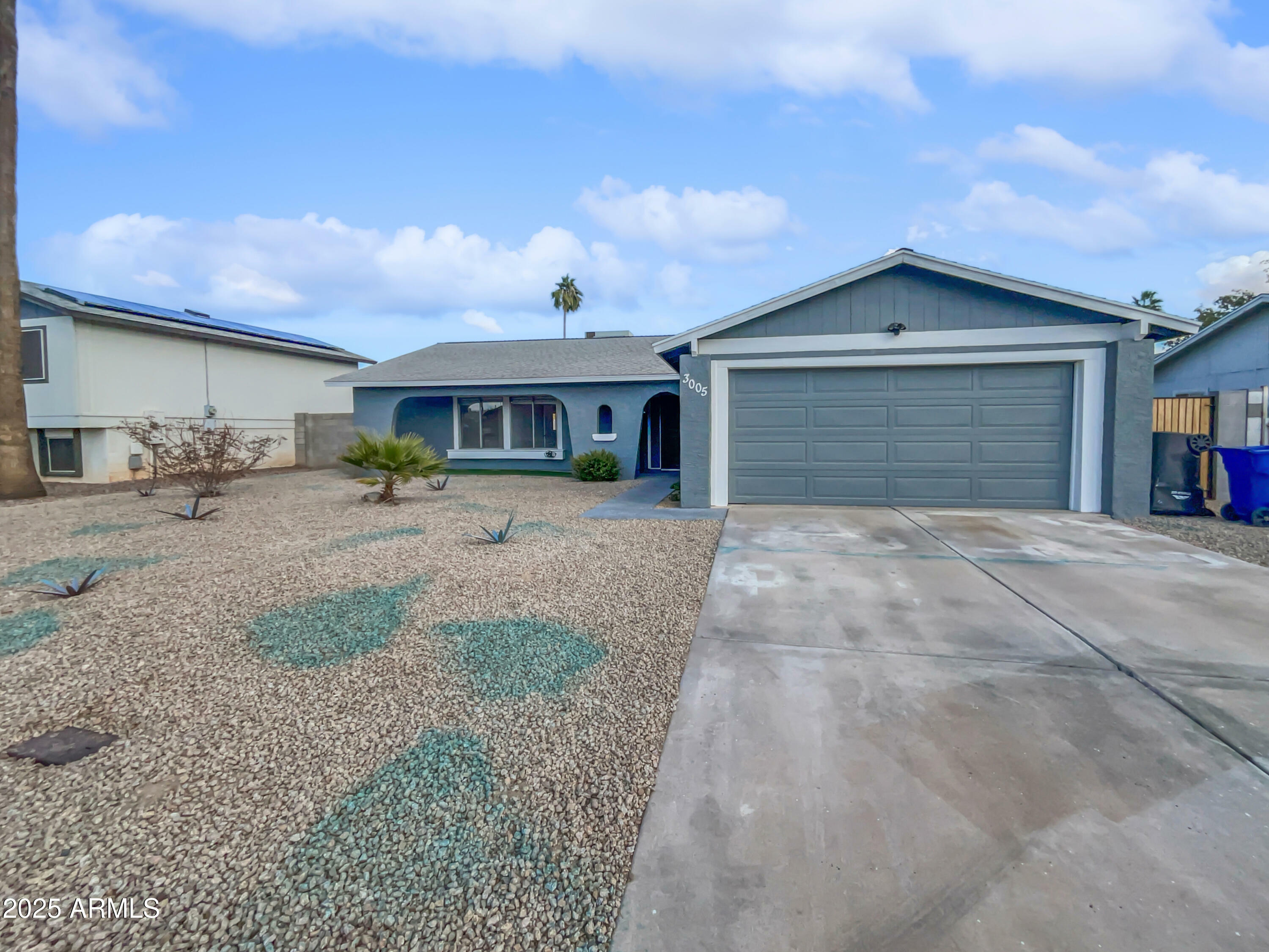 3005 S Pennington --  Mesa AZ 85202 photo