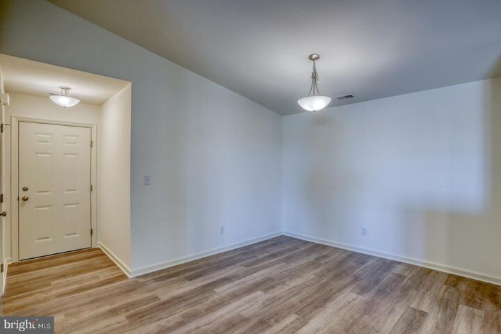 Property Photo:  4903 E Pebble Ln J  DE 19963 