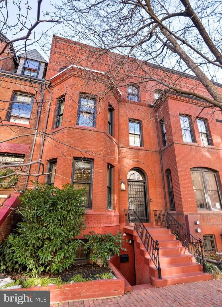 Property Photo: 1626 Riggs Place NW DC 20009