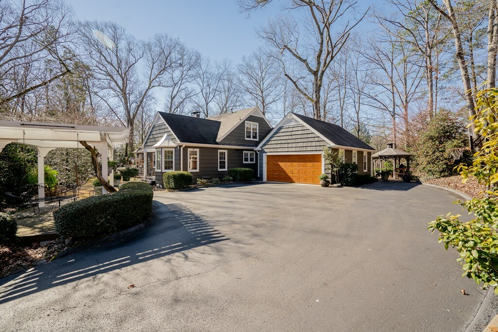 Property Photo:  816 Dogwood Lane  GA 30720 