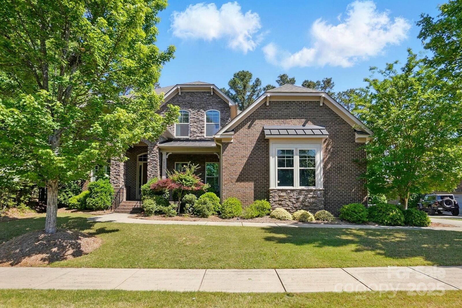 Property Photo: 16515 Governors Club Court NC 28278