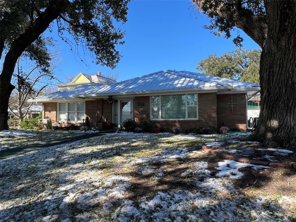 Property Photo: 232 S Holland Street TX 77418