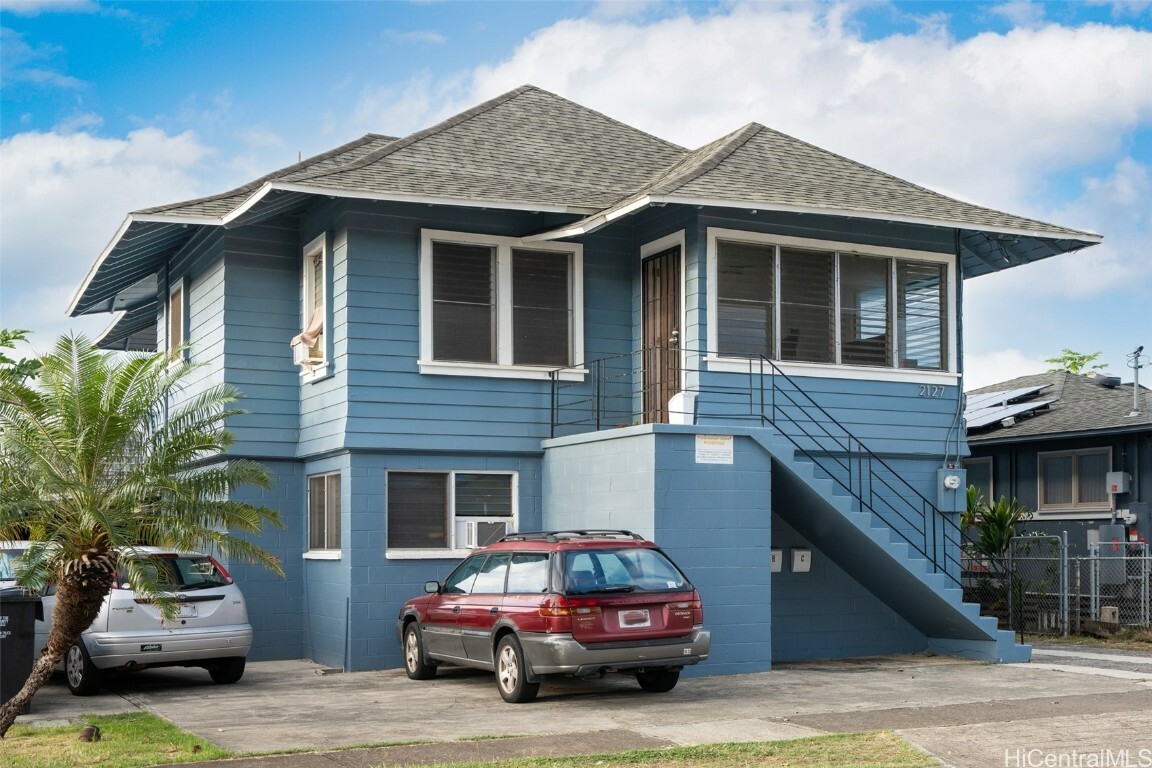 2127 Dole Street  Honolulu HI 96822 photo