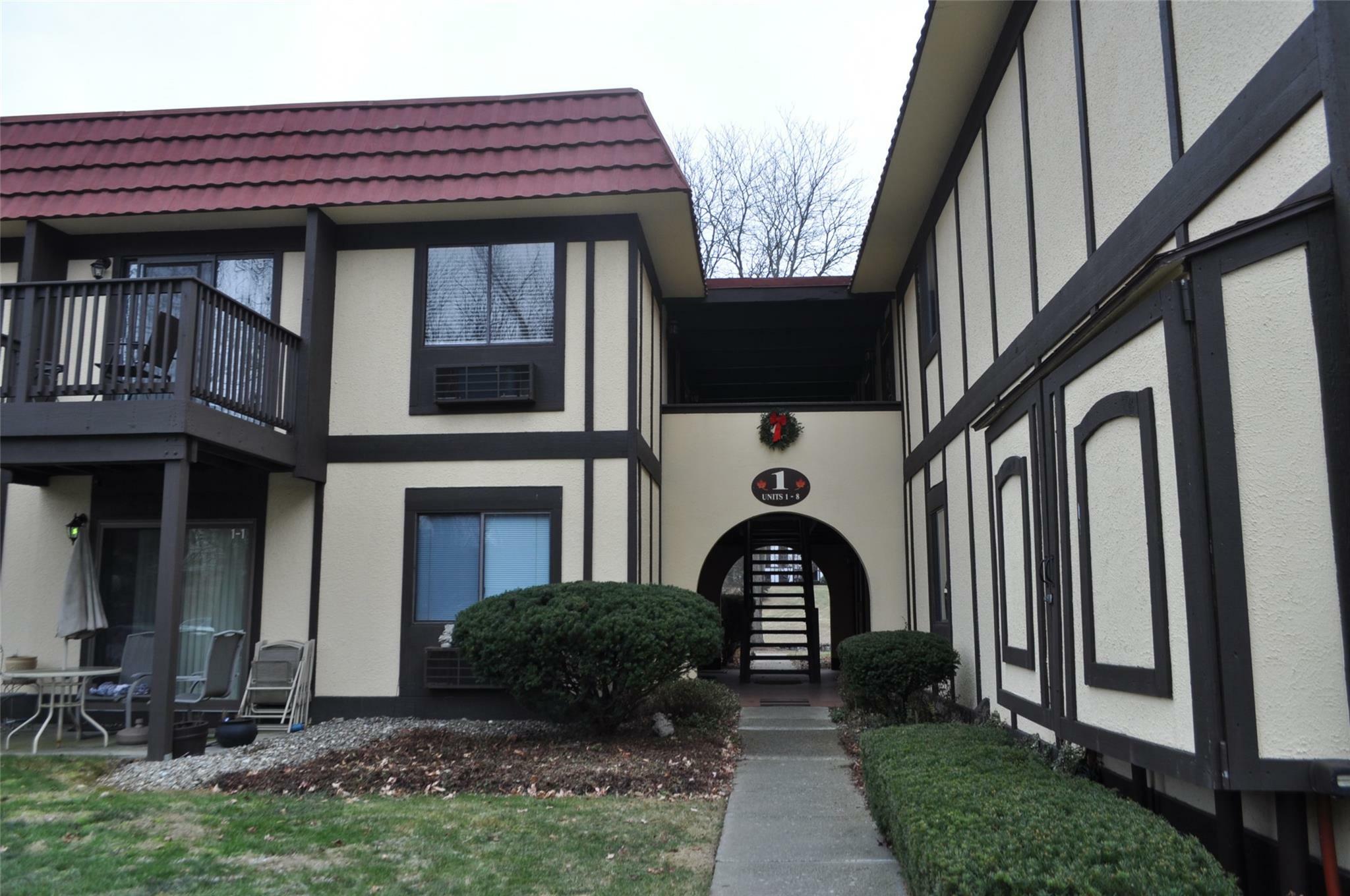 Property Photo:  1 Loudon Drive 8  NY 12524 