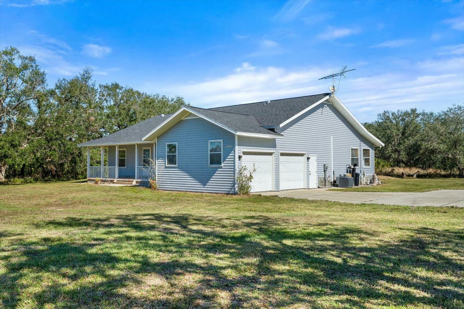 Property Photo:  13995 Mossy Hammock Lane  FL 34251 