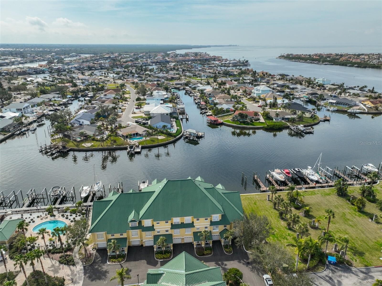 Property Photo: 6440 Sunset Bay Circle FL 33572
