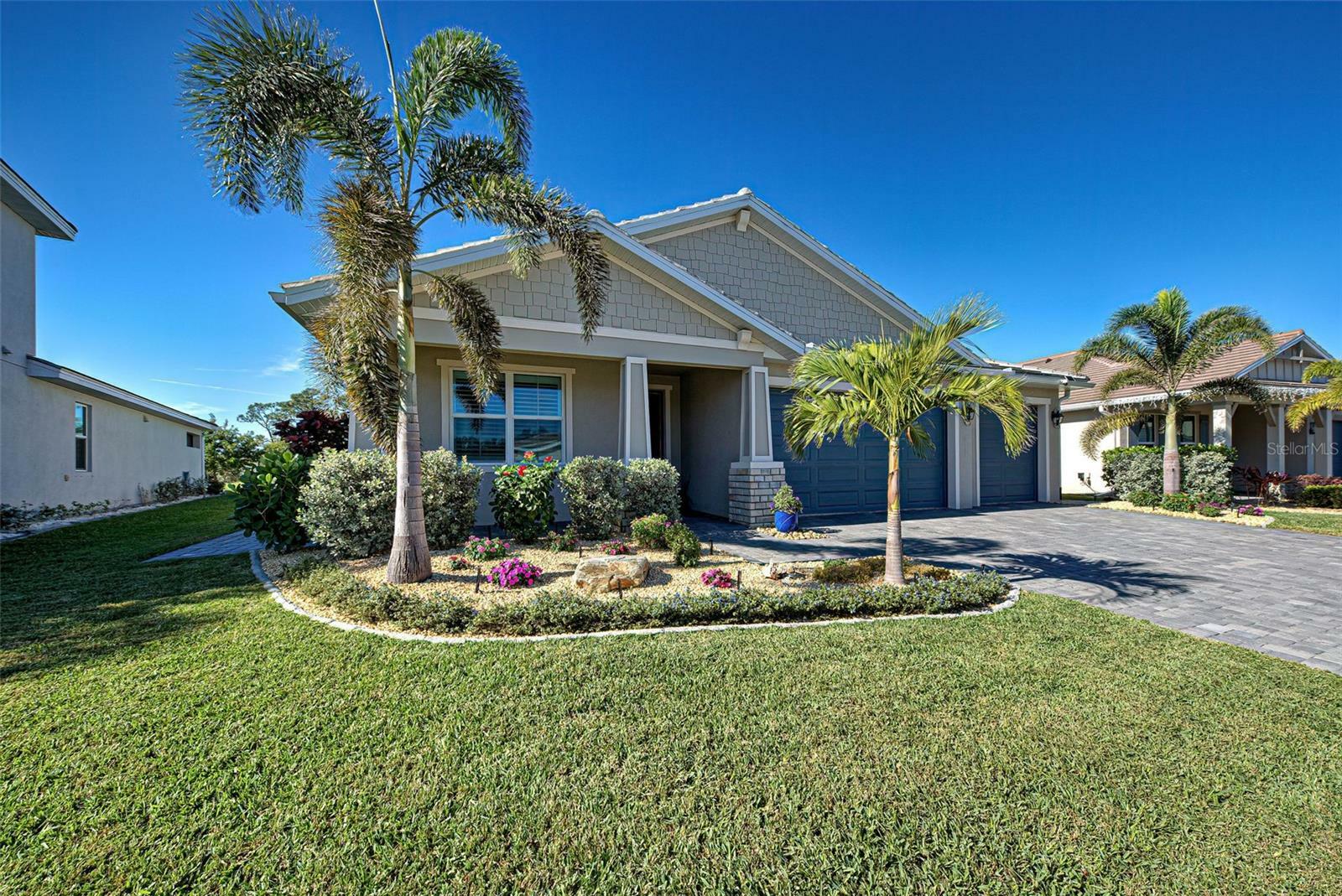 Property Photo:  589 Mistiflower Circle  FL 34275 