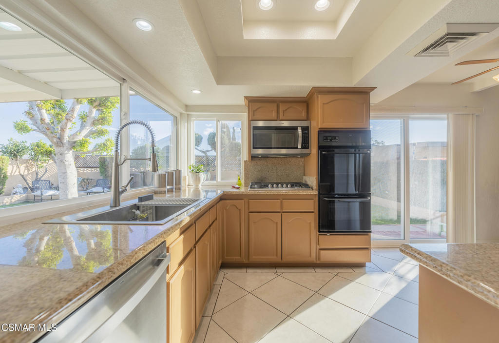Property Photo:  2540 Clearfield Place  CA 93065 