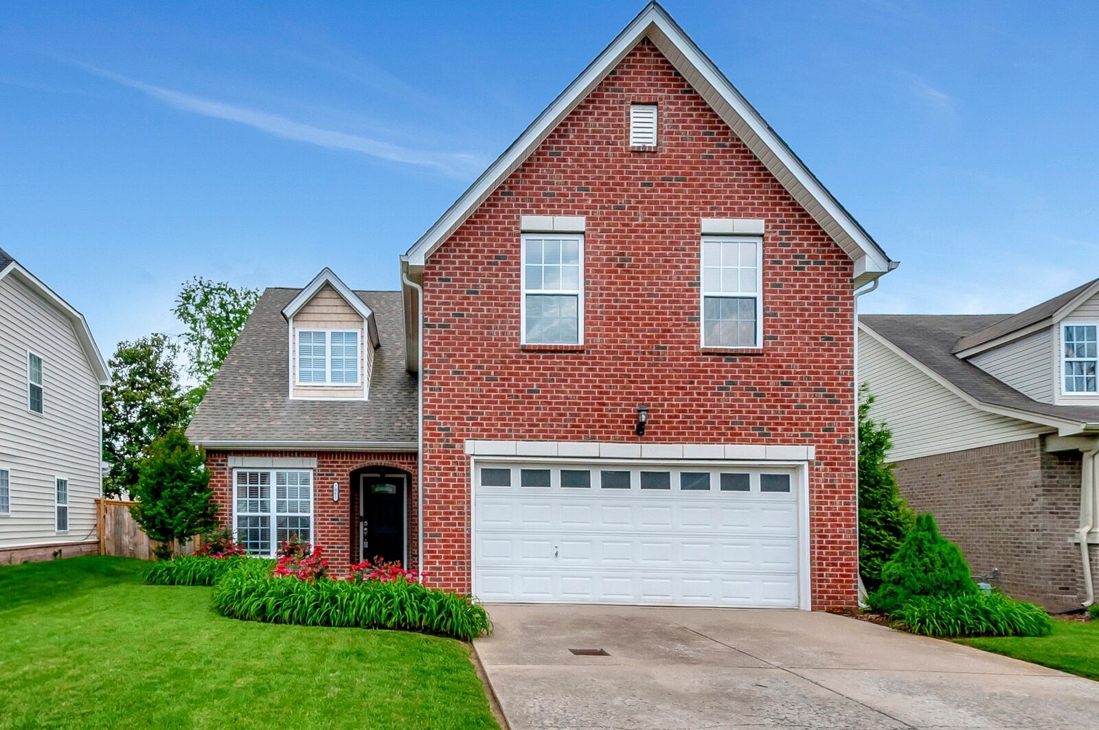 Property Photo: 7061 Bridgeport Dr TN 37221