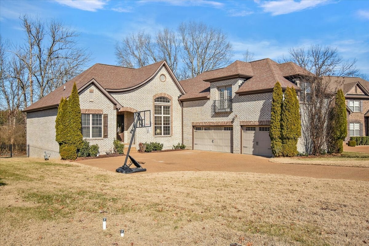 364 Crooked Creek Ln  Hendersonville TN 37075 photo