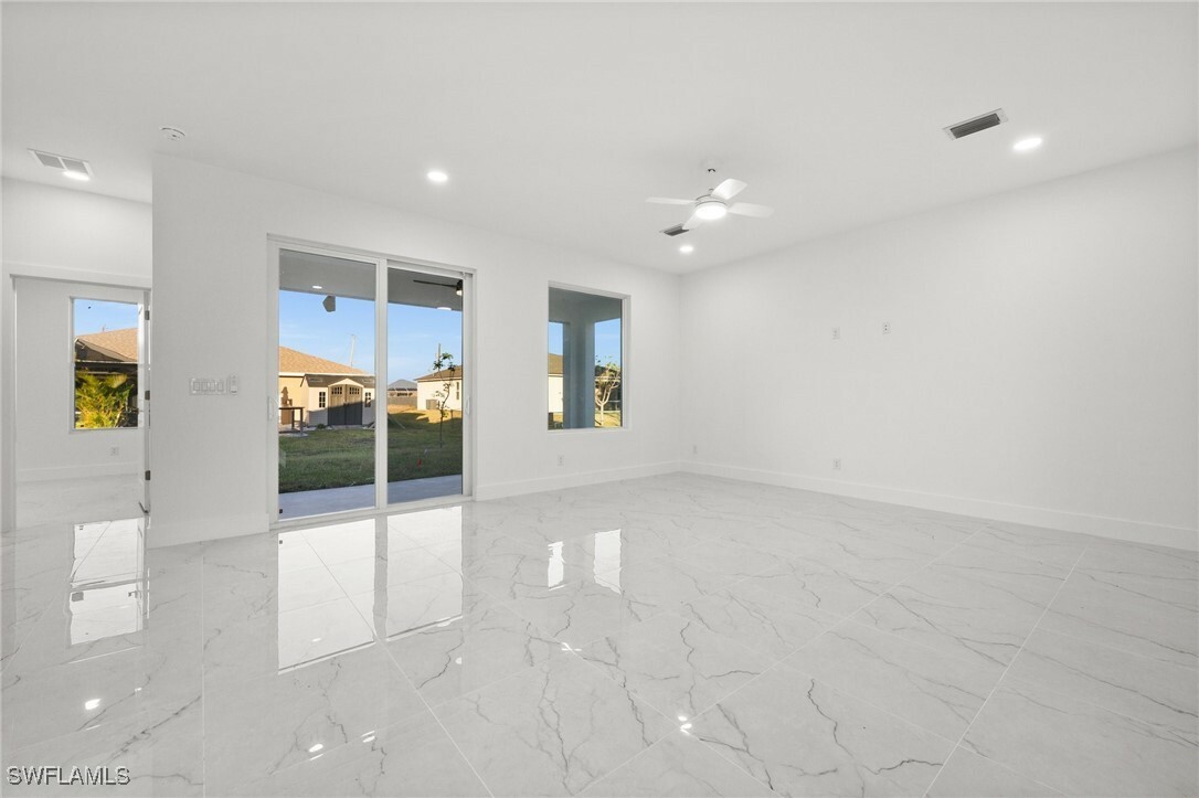 Property Photo:  1707 Embers Parkway W  FL 33993 