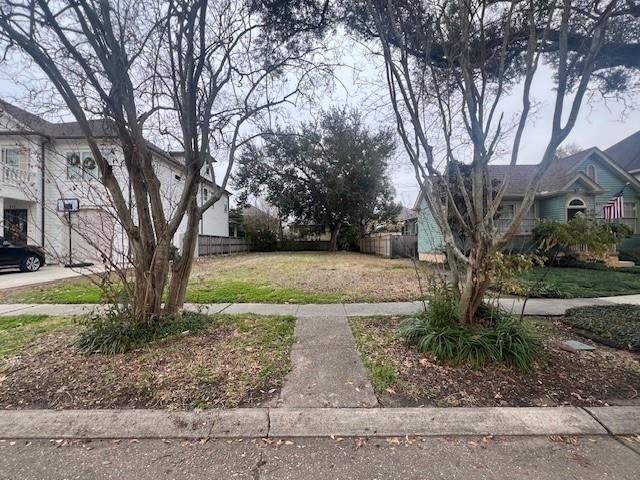 Property Photo: 245 Glenwood Drive LA 70005