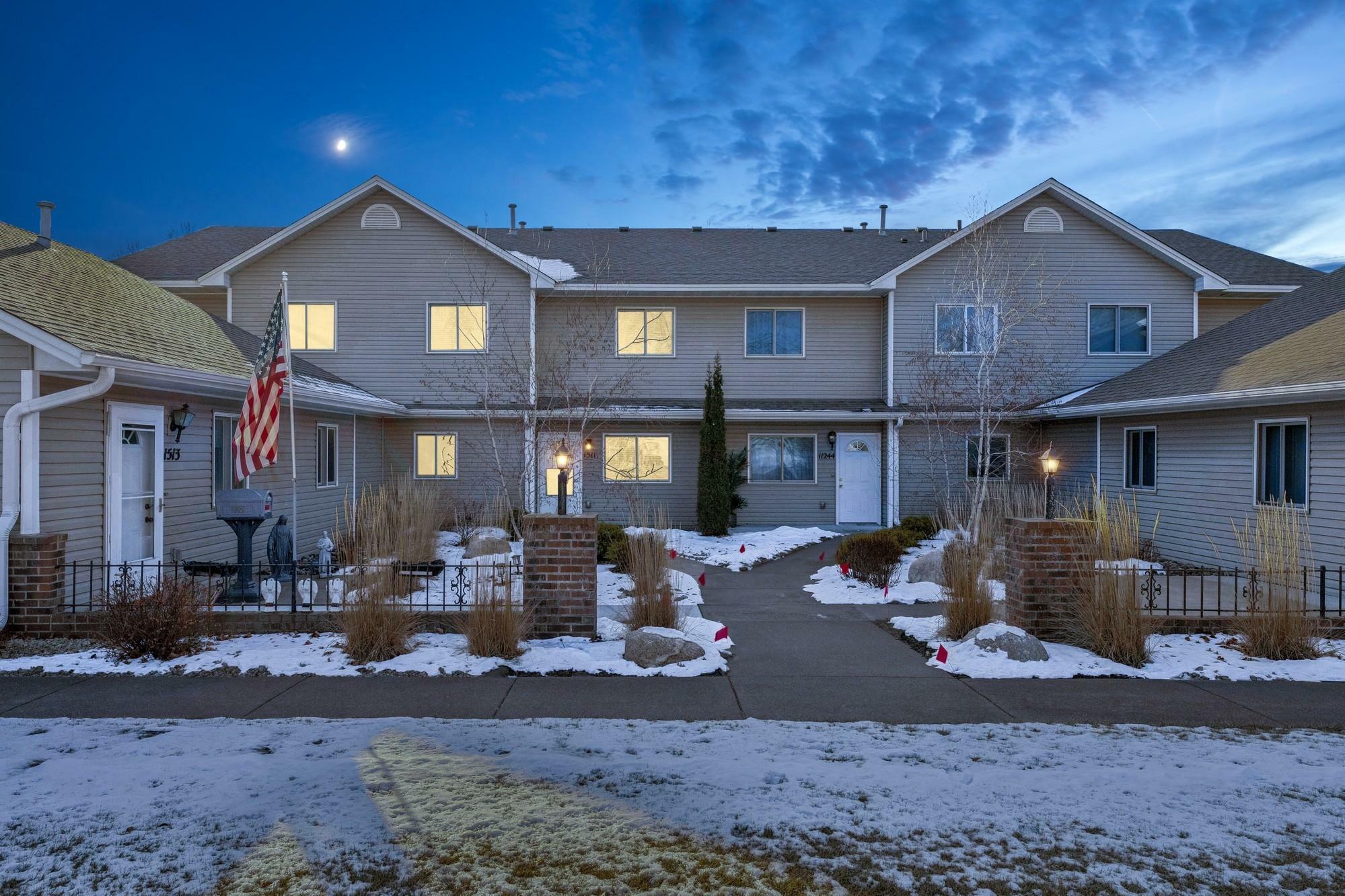 Property Photo:  1511 Creek Meadows Drive NW  MN 55433 