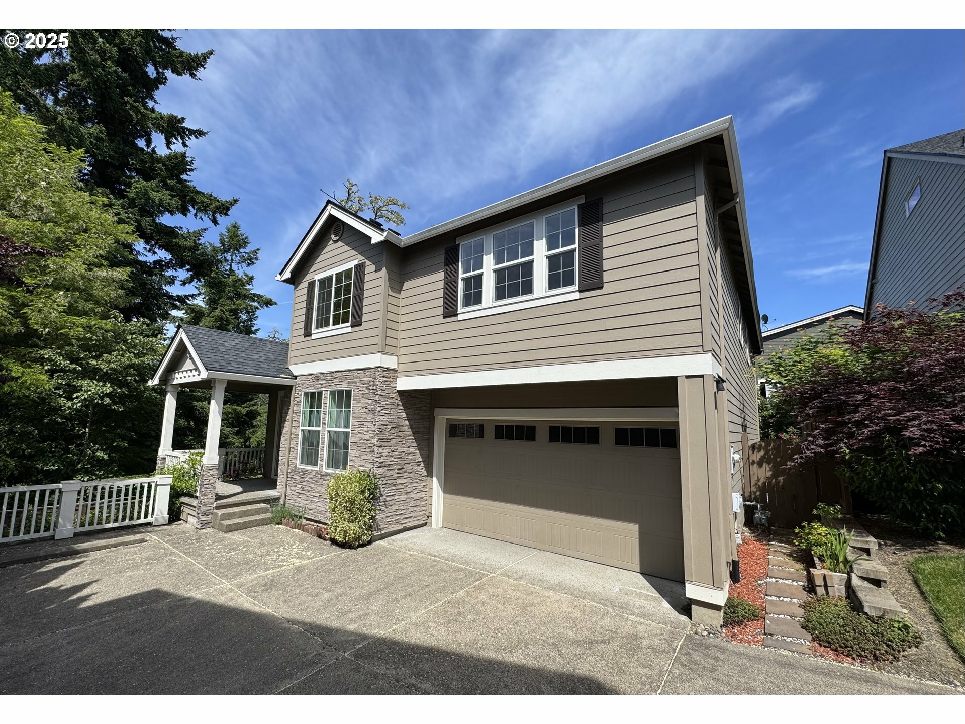 Property Photo: 17391 NW Woodrush Way OR 97229