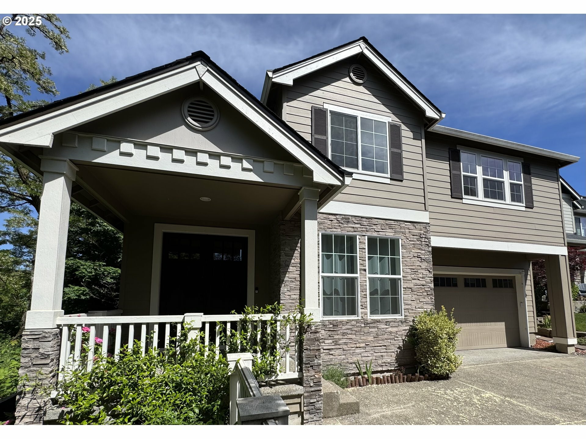 Property Photo: 17391 NW Woodrush Way OR 97229