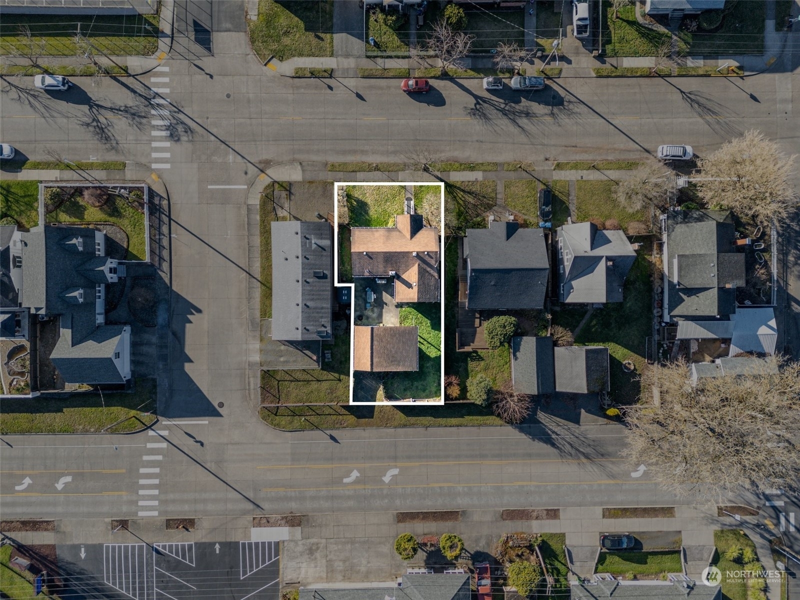 Property Photo: 438 Front Avenue SW WA 98611