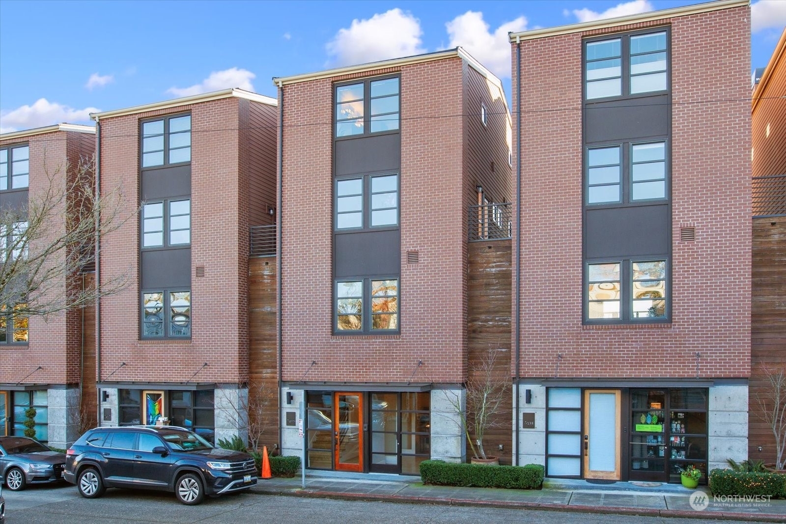 Property Photo: 3209 W Lynn Street WA 98199