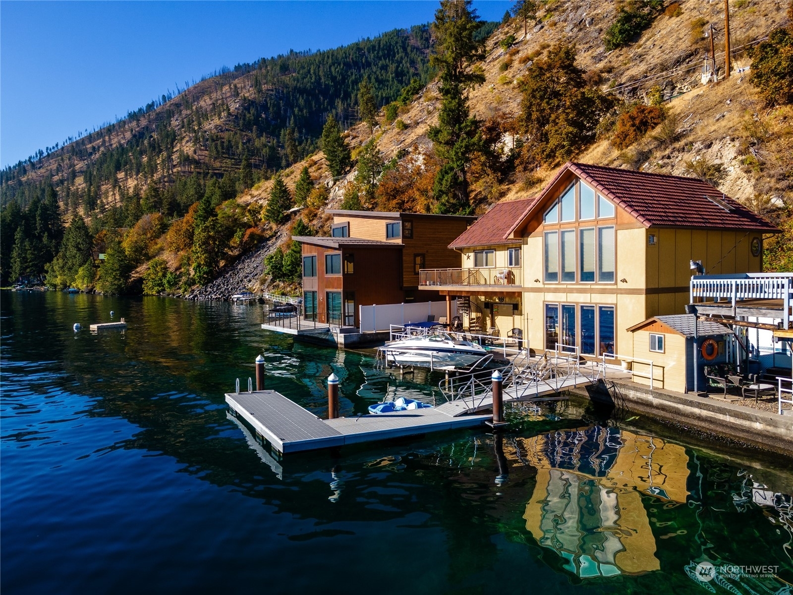 9578 S Lakeshore Road  Chelan WA 98816 photo