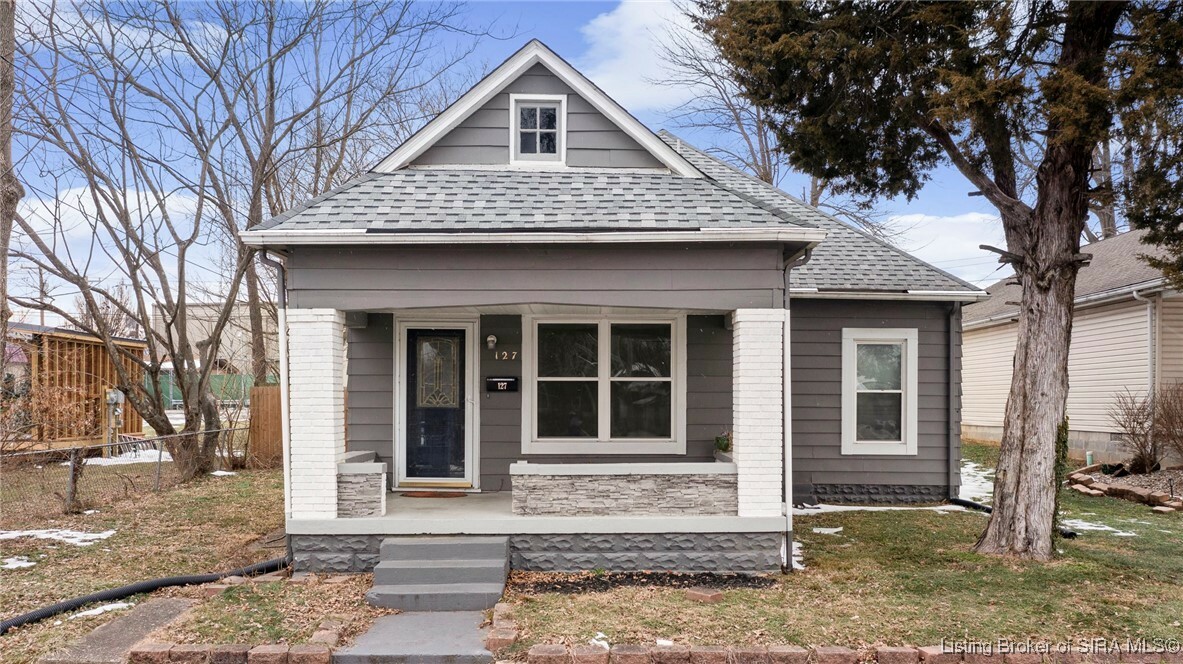 Property Photo:  127 N New Albany Street  IN 47172 