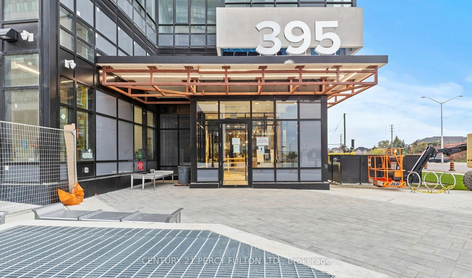 Photo de la propriété:  395 Dundas St W Lph26  ON L6M 4M2 