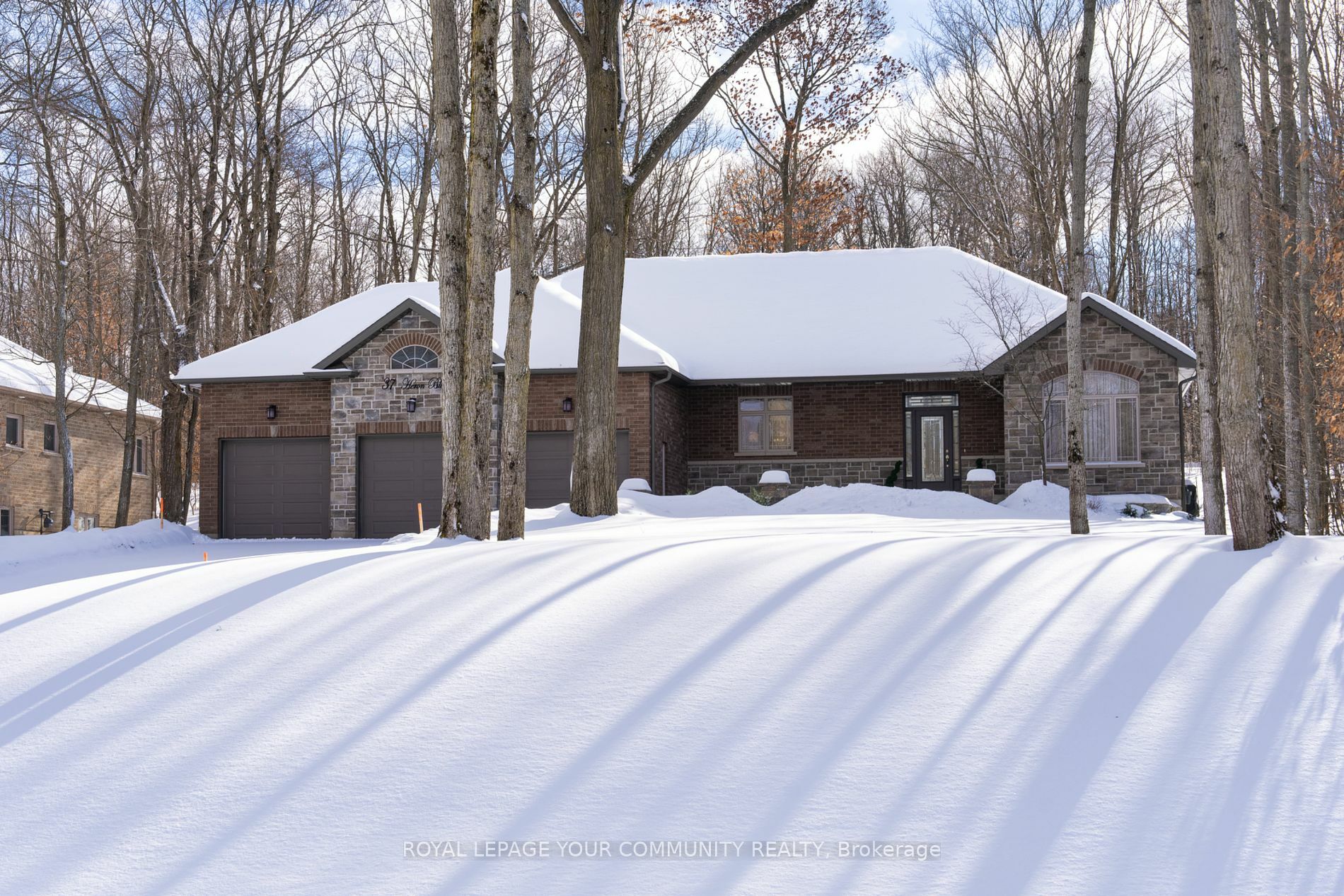 Photo de la propriété:  37 Heron Blvd  ON L0L 1Y3 