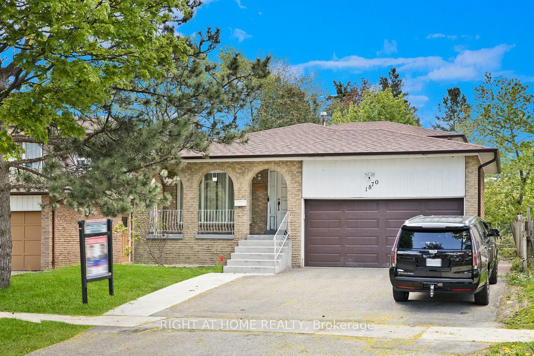 Property Photo:  1870 Rosefield Rd  ON L1V 3H6 